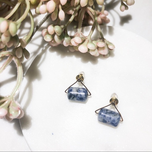 Petals & Handmade 🌿 Jewelry - JUST IN✨ Natural Minimalist Semi-Precious Studs